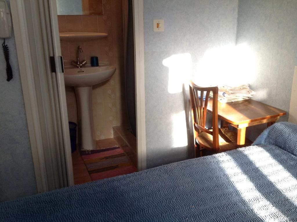 Maison Notre Dame De La Treille ルルド 部屋 写真